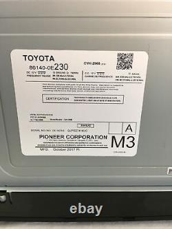 17 18 Toyota Highlander OEM Radio And Screen Assembly 86140-0E230 Id#P11356