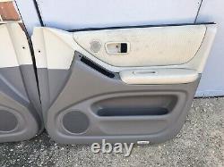 2004-2007 Toyota Highlander Driver And Passenger Door Panel 04-07