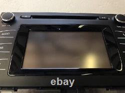 2014-2019 Toyota Highlander OEM Radio Display And Receiver Assembly