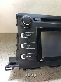 2014-2019 Toyota Highlander OEM Radio Display and Receiver Assembly