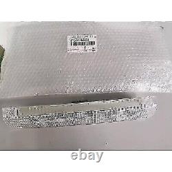 TOYOTA Genuine Highlander lamp Assy Center Stop 81570-42071