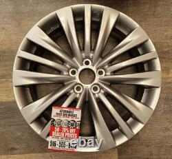 Toyota Highlander 2020 21 22 2023 75266 96851 OEM wheel 20 x 8 Med Silver Met