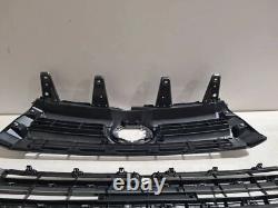 Toyota Highlander XU50 2018 Front bumper upper radiator grill 531120E220