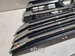 Toyota Highlander XU50 2018 Front bumper upper radiator grill 531120E220